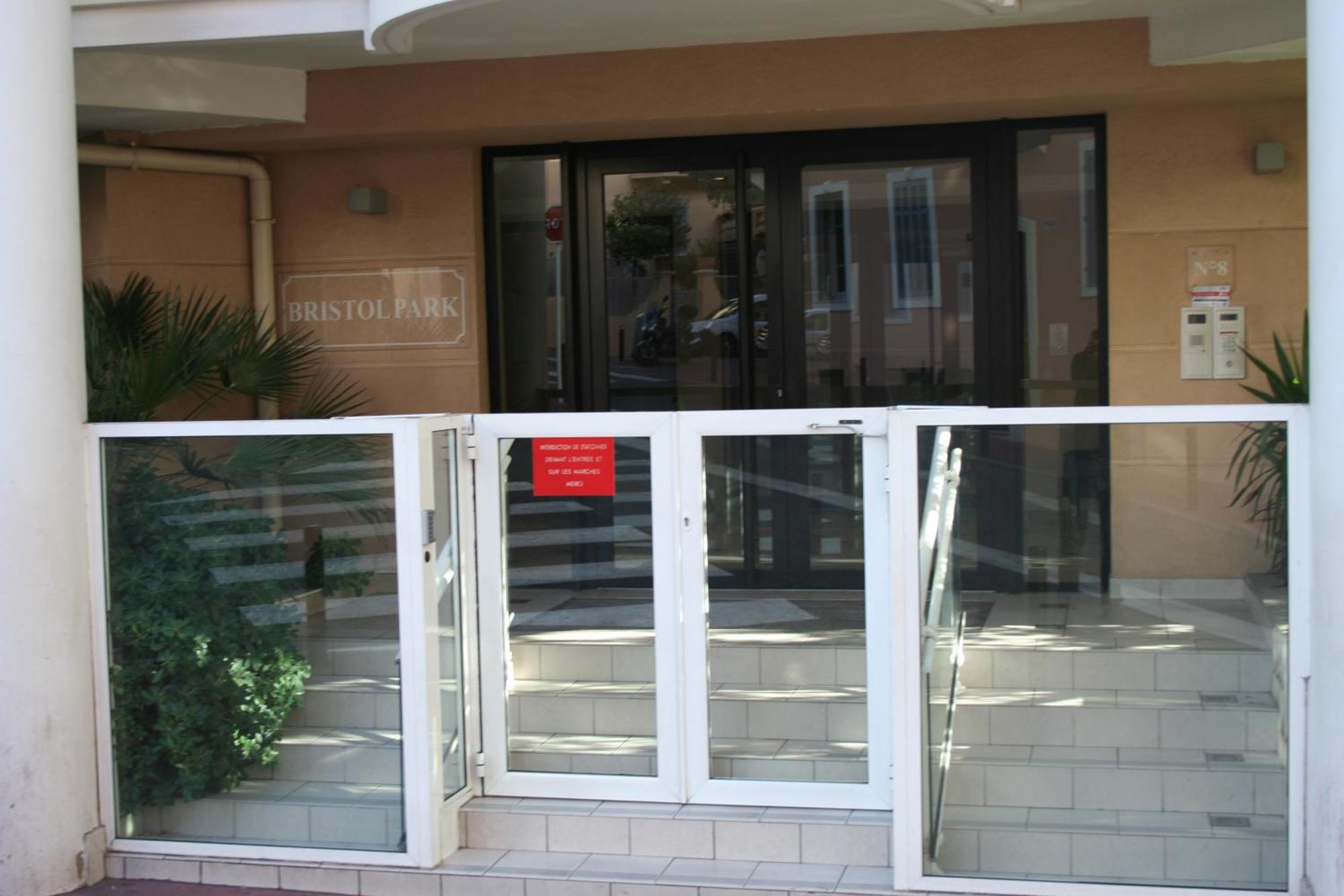 Апартаменты Bristol Park - Parking - 5Mn Walk From Palais Des Festivals Канны Экстерьер фото